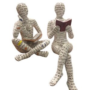 ResinReading Women Figurines Innovative Ladies Reading Pulp Bookshelf Ornaments